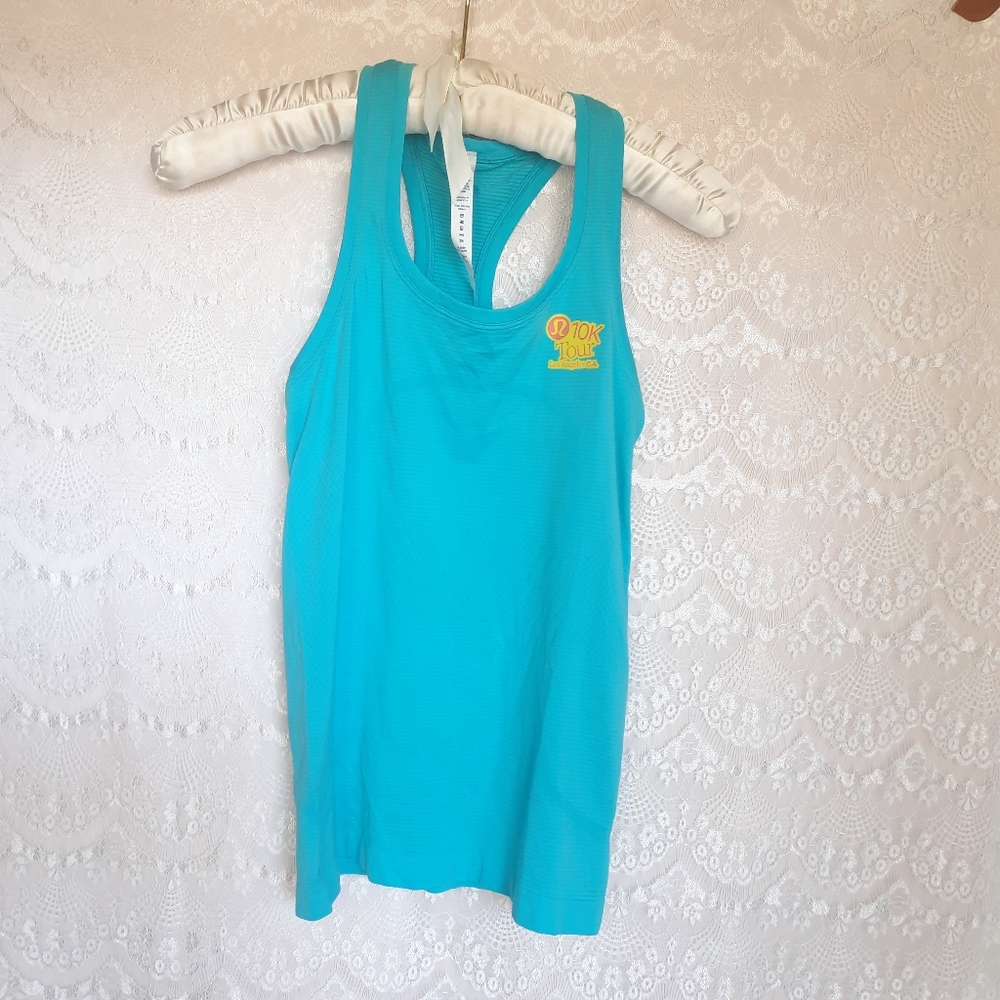 NWOT lululemon 10k tour Los Angeles swiftly racerback tank Size 4